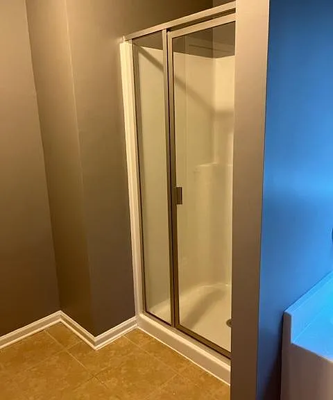 SHOWER / MASTER