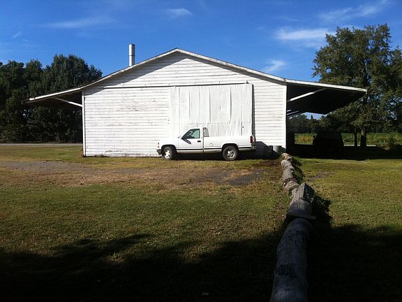 2nd image of 474 Collins Road