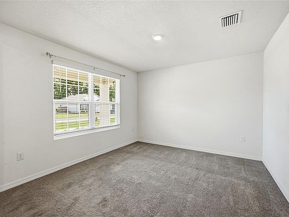 5th image of 16372 NW 190th St