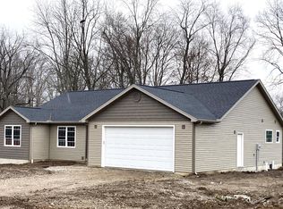 100 N High St, Croton, OH 43013