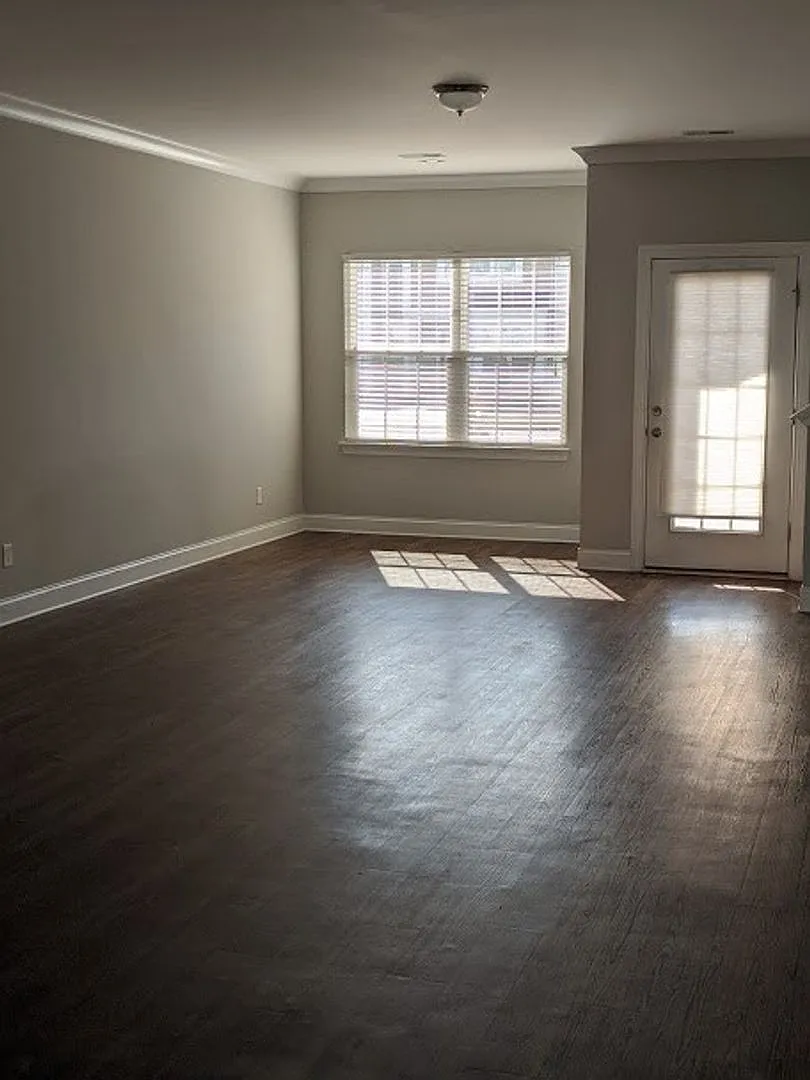 End Unit 3-Bedroom Townhome in Concord — Photo 3