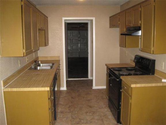 4th image of 6718 S Creek Dr