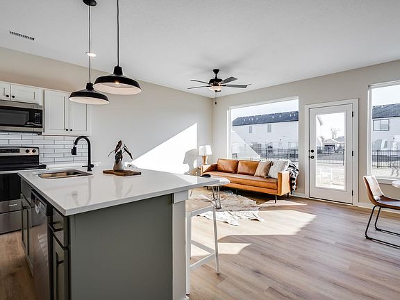 4th image of 3973 W Longleaf