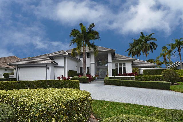 Home For Sale In St Andrews Country Club