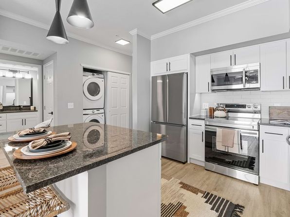 901 Colorado Blvd APT 1210