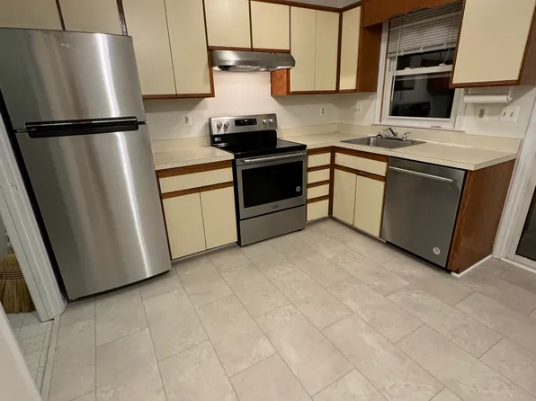 102 W O St, Purcellville, VA 20132