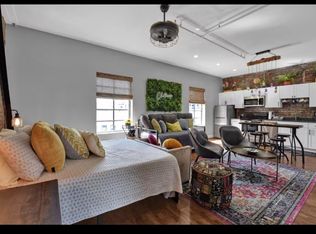 110 E 7th St #302, Chattanooga, TN 37402