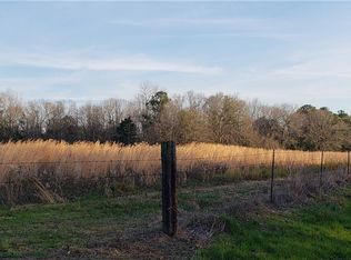 14 Pearson Rd, Notasulga, AL 36866