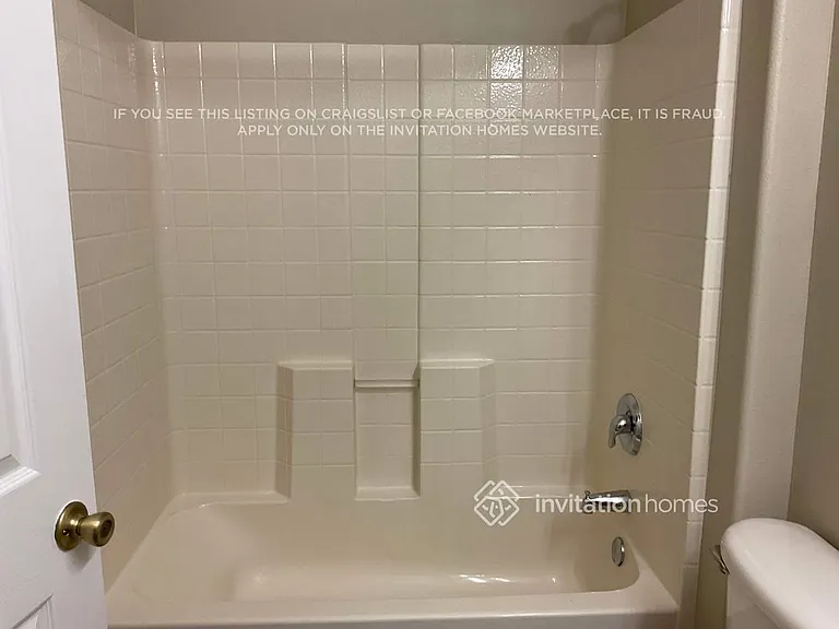 412 Commodore Ave NW — Photo 15