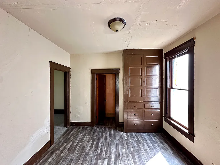 413 Bartram Ave — Photo 37