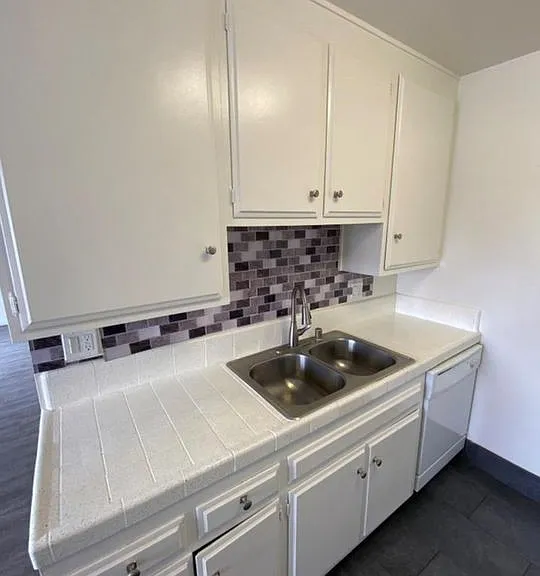 10743 Palms Blvd #5 — Photo 5