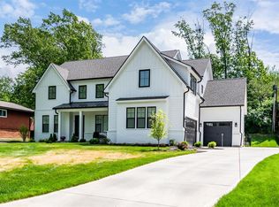 11024 Graeser Ln, Saint Louis, MO 63141