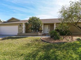 3950 Kingston Dr, Sarasota, FL 34238
