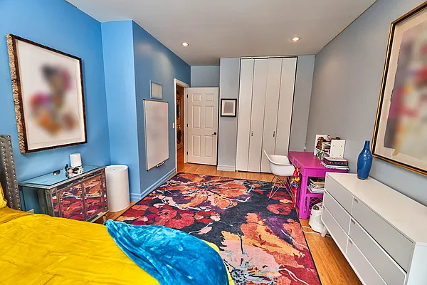 Sold by Harlem Lofts | media 34