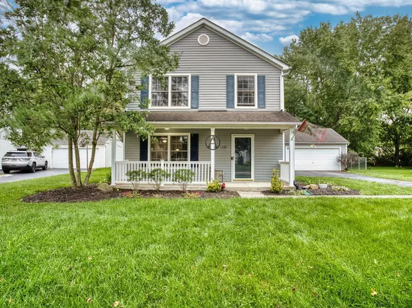 1126 Lake Forest Dr, Hebron, OH 43025