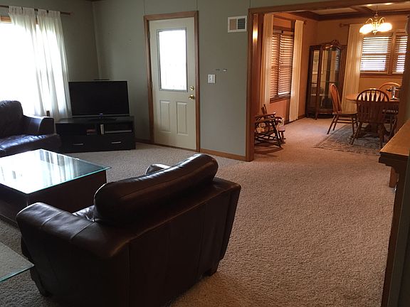 4th image of 1263 Roseland Dr