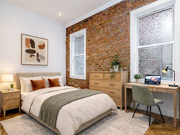 4th image of 5 Jones St APT 14