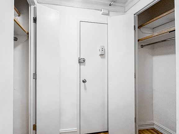 5th image of 238 E 36th St APT 1e