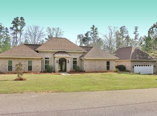 5 Cavalier, Hattiesburg, MS 39402