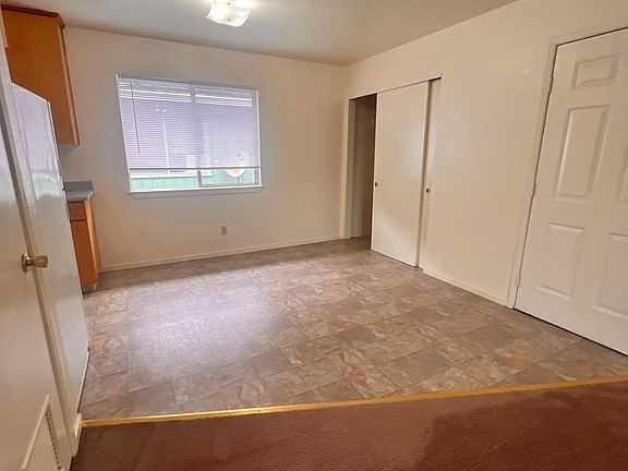 3rd image of 1330 Haven Ln #4