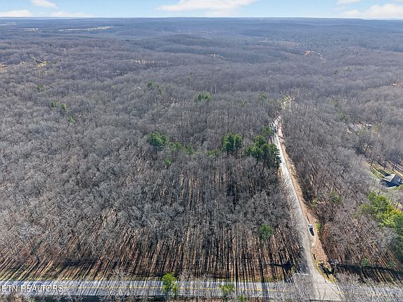 4th image of 70 Highway N