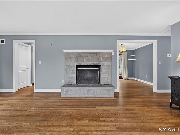 4th image of 351 Jones Hill Road