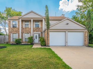 2321 Warwick Ave, Grand Prairie, TX 75052