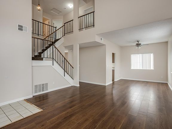 2nd image of 1271 Lundy Ave