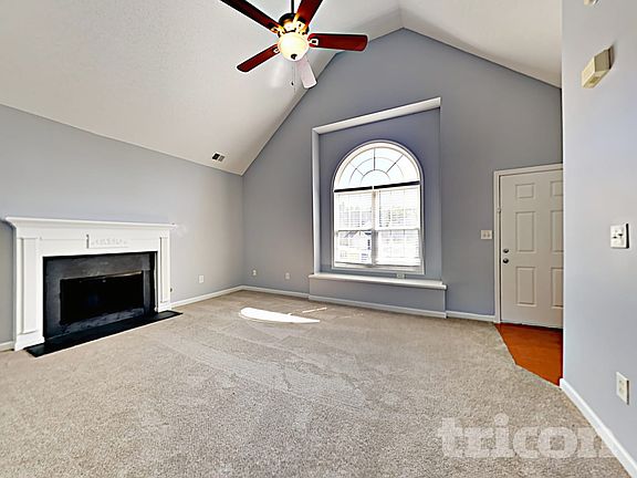 3rd image of 105 Rampart St