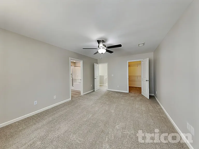 409 Eastfair Dr — Photo 6