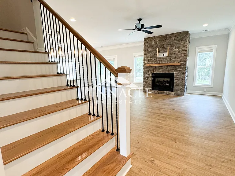 1164 Stoney Ridge Blvd — Photo 8