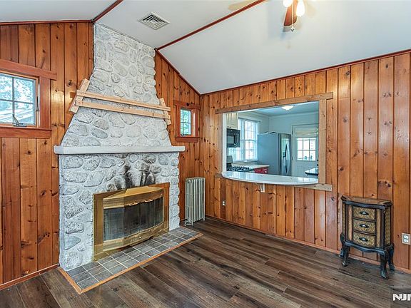 5th image of 53 Laurel Drive