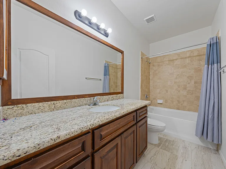 5904 E 45th Pl — Photo 21