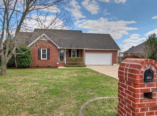 3322 Meadowhill Dr, Murfreesboro, TN 37130