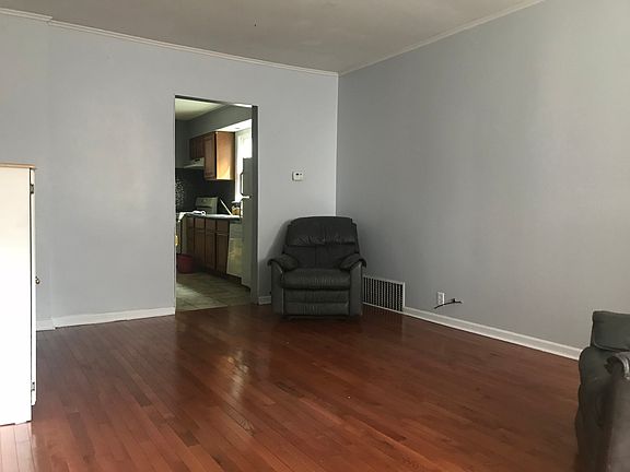 2nd image of 1009 N 22nd Ave