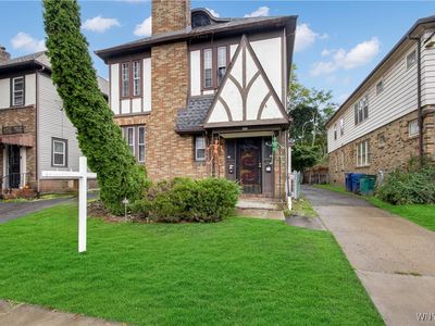 107 E Morris Ave, Buffalo, NY, 14214