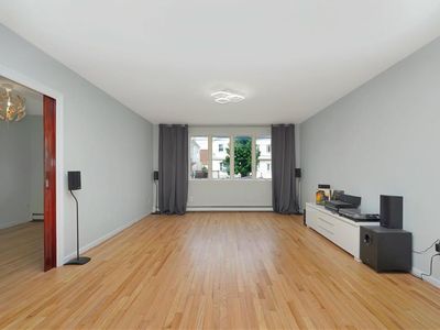 2504 E 14th St APT 1B, Brooklyn, NY, 11235
