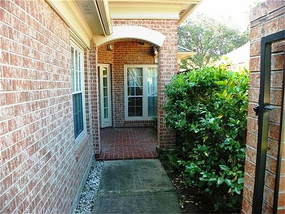 3rd image of 22611 Blue Canyon Dr