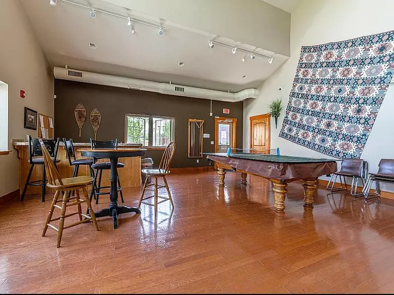 Silverleaf Dr — Photo 28