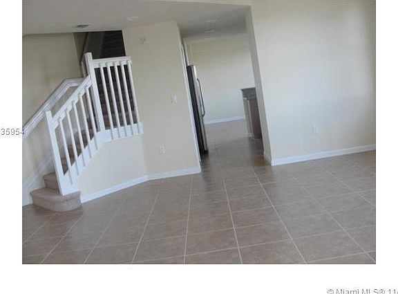 2nd image of 11401 89th St #208