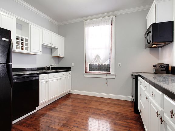 4th image of 4327 Jena St