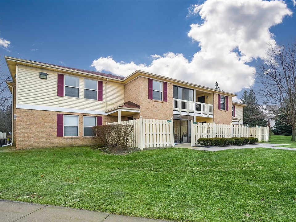 1st image of 61031 Greenwood Dr #1