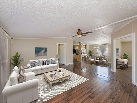 5th image of 117 Green Mountain Dr