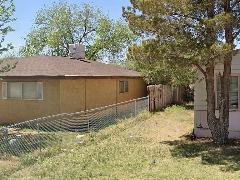 N Abilene Ave — Photo 1
