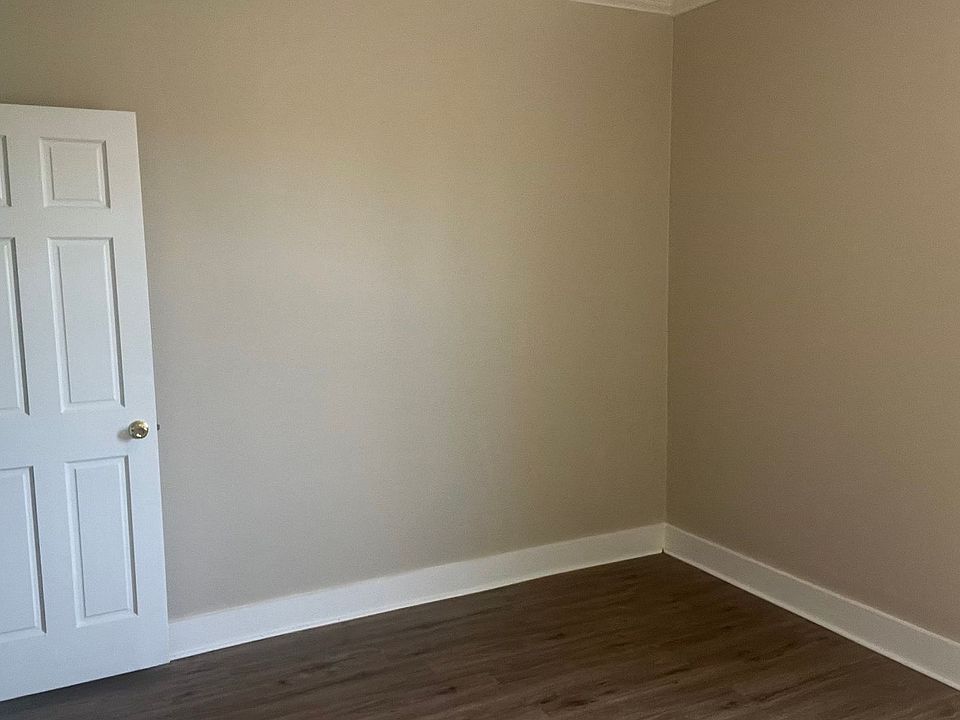 1st image of 1350 N 36th St