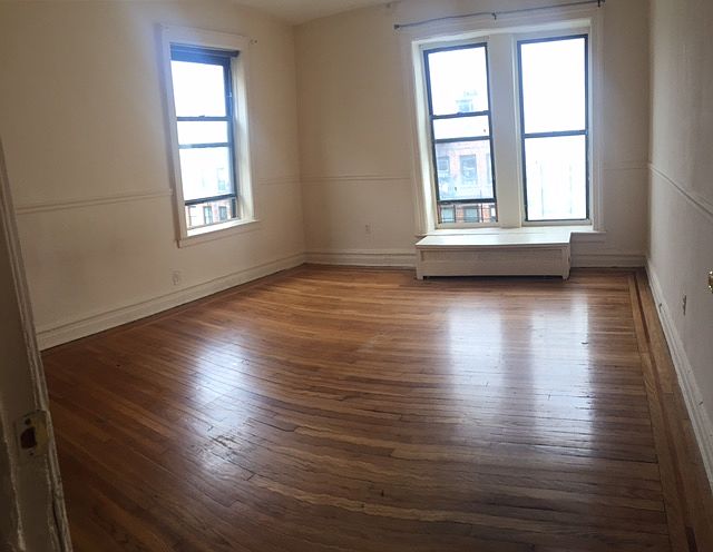 1st image of 35 Tennis Ct APT 4D