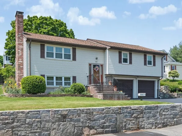 740 Lexington St, Waltham, MA 02452