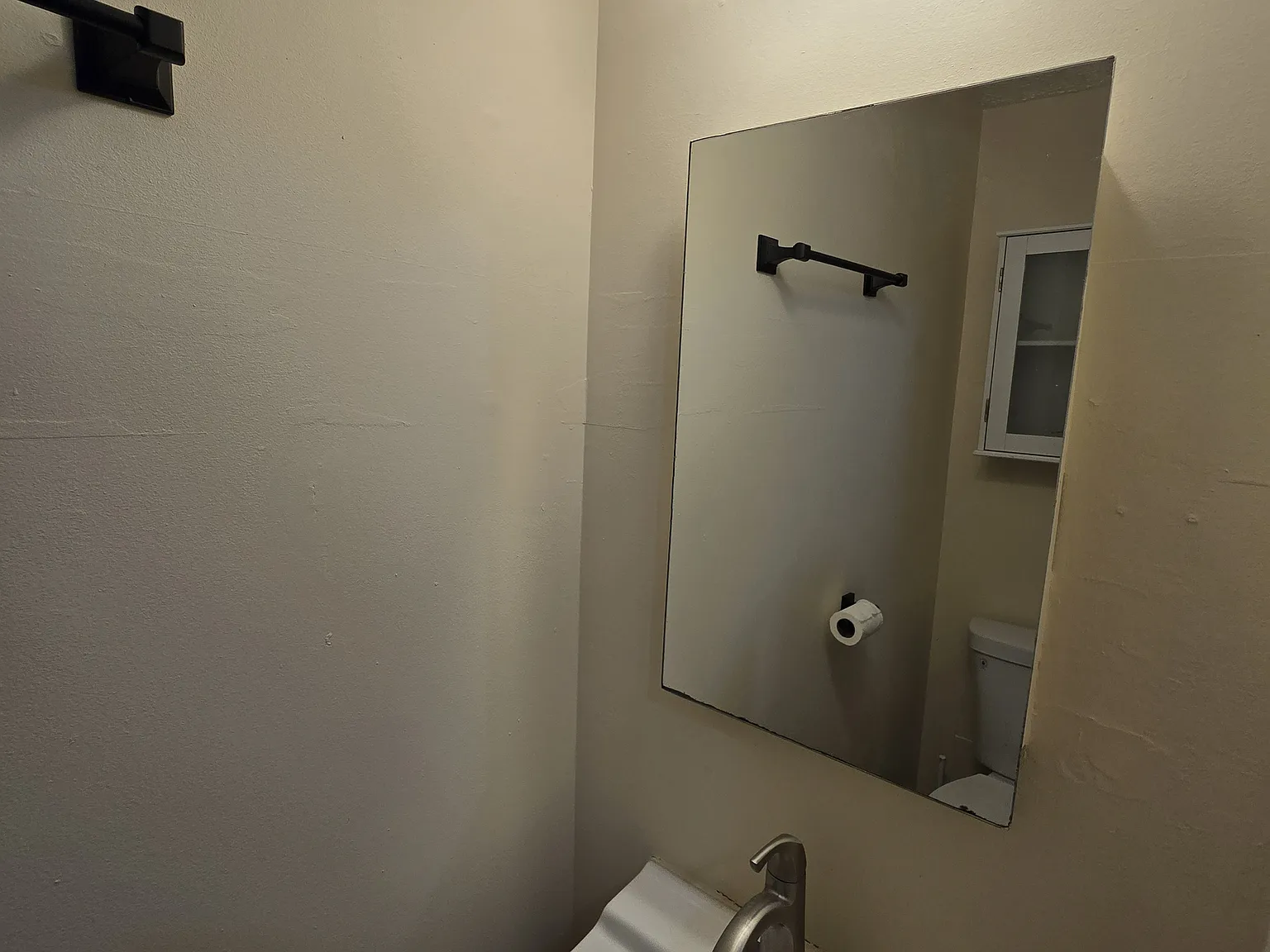 2 bed, 1.5 bath, 921 sqft, $1,700 — Photo 4