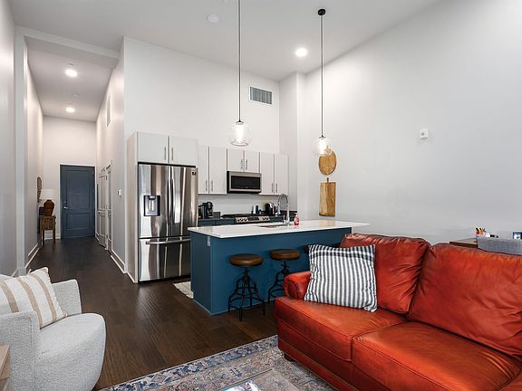 3rd image of 1801 2ND AVENUE #309