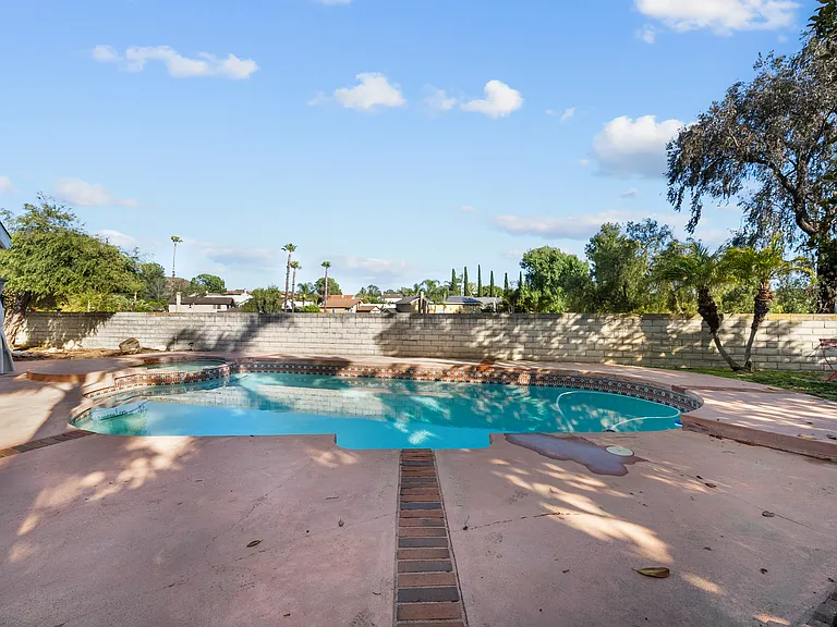 3066 Apache Cir — Photo 39